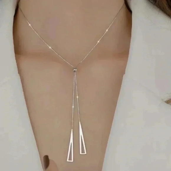 Silver Tone Lariat Tassel Style Triangle Necklace NWT - Picture 1 of 4